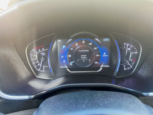 Used 2019 Hyundai Santa Fe AWD image 15