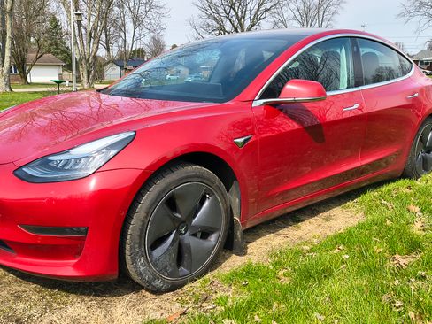 Used 2018 Tesla Model 3 Long Range image 5
