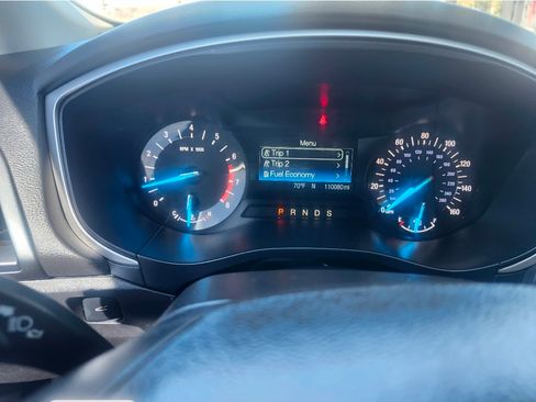 Used 2014 Ford Fusion SE image 16