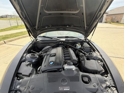 Used 2008 BMW Z4 3.0i image 10