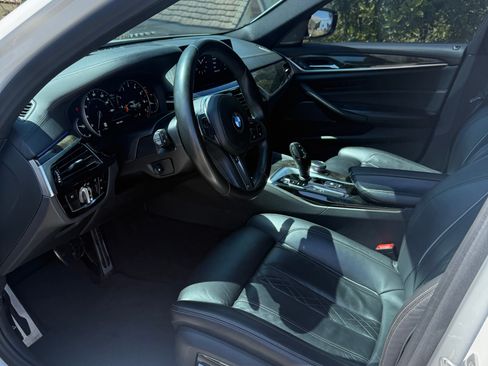 Used 2018 BMW 540i image 11