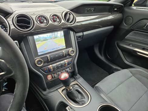 Used 2020 Ford Mustang Shelby GT350 w/ Technology Package image 14