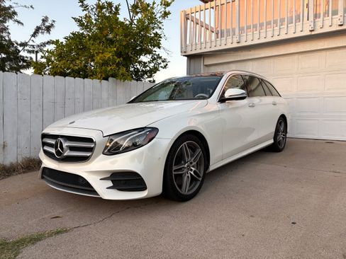 Used 2019 Mercedes-Benz E 450 4MATIC Wagon image 4