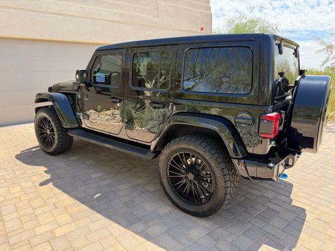 Used 2024 Jeep Wrangler High Altitude AWD/4WD image 1