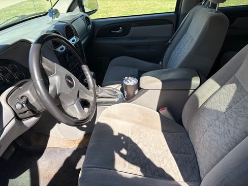 Used 2007 GMC Envoy SLE w/ Cargo Convenience Package image 6