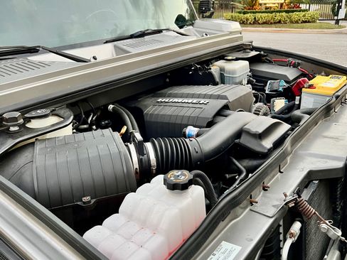 Used 2008 HUMMER H2 image 25