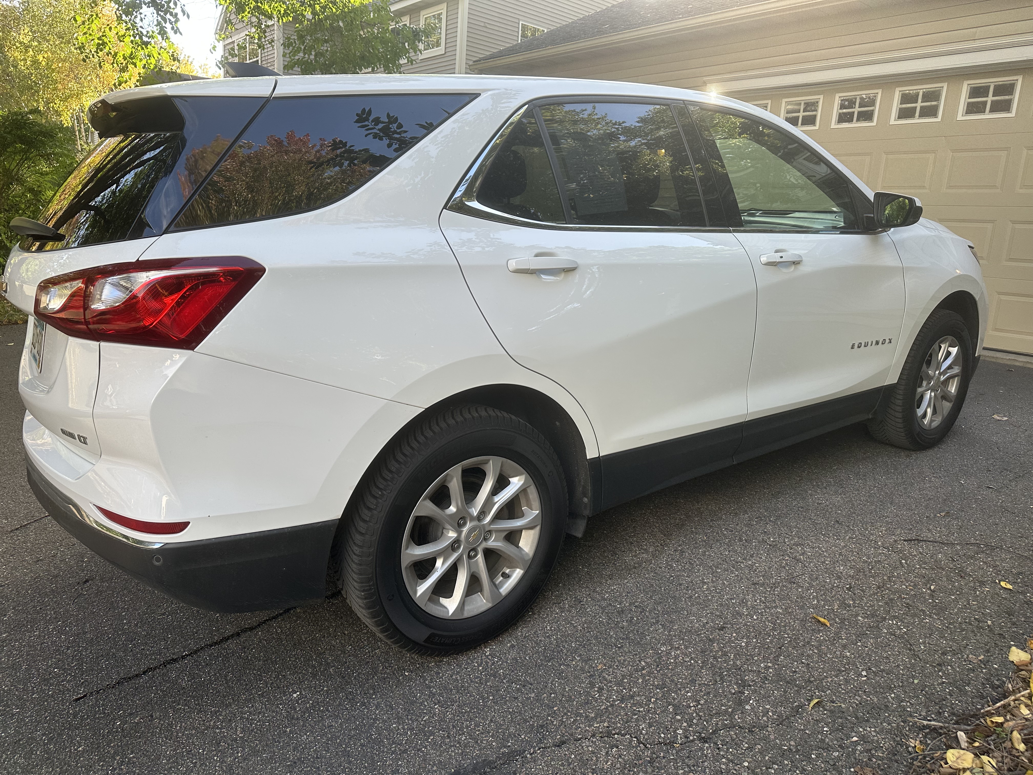 Used 2020 Chevrolet Equinox LT AWD/4WD image 5