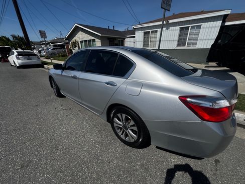 Used 2013 Honda Accord LX image 4