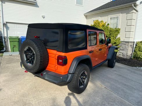 Used 2018 Jeep Wrangler Unlimited Rubicon AWD/4WD image 4