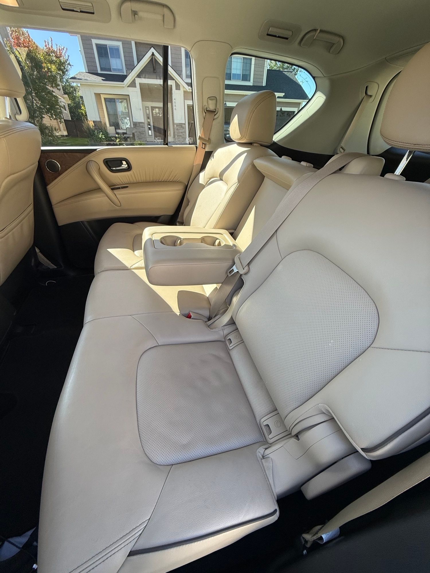 Used 2022 Nissan Armada SL AWD/4WD image 11