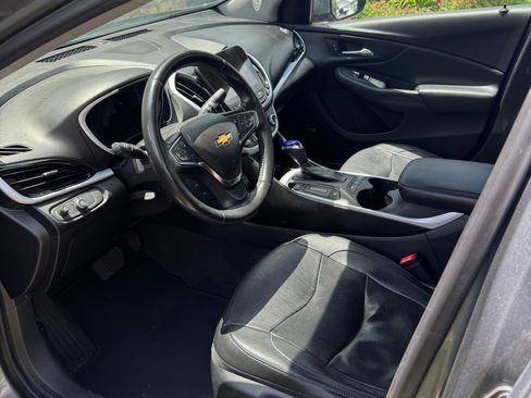 Used 2018 Chevrolet Volt LT w/ LT Driver Confidence Package FWD image 9