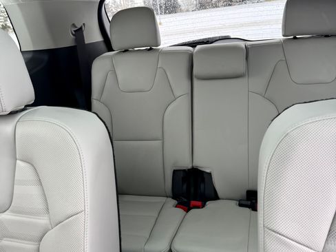 Used 2024 Kia Telluride SX Prestige w/ Towing Package image 14