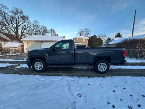 Used 2016 Chevrolet Silverado 1500 W/T image 1