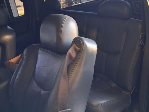 Used 2003 Chevrolet Silverado 1500 LT image 10