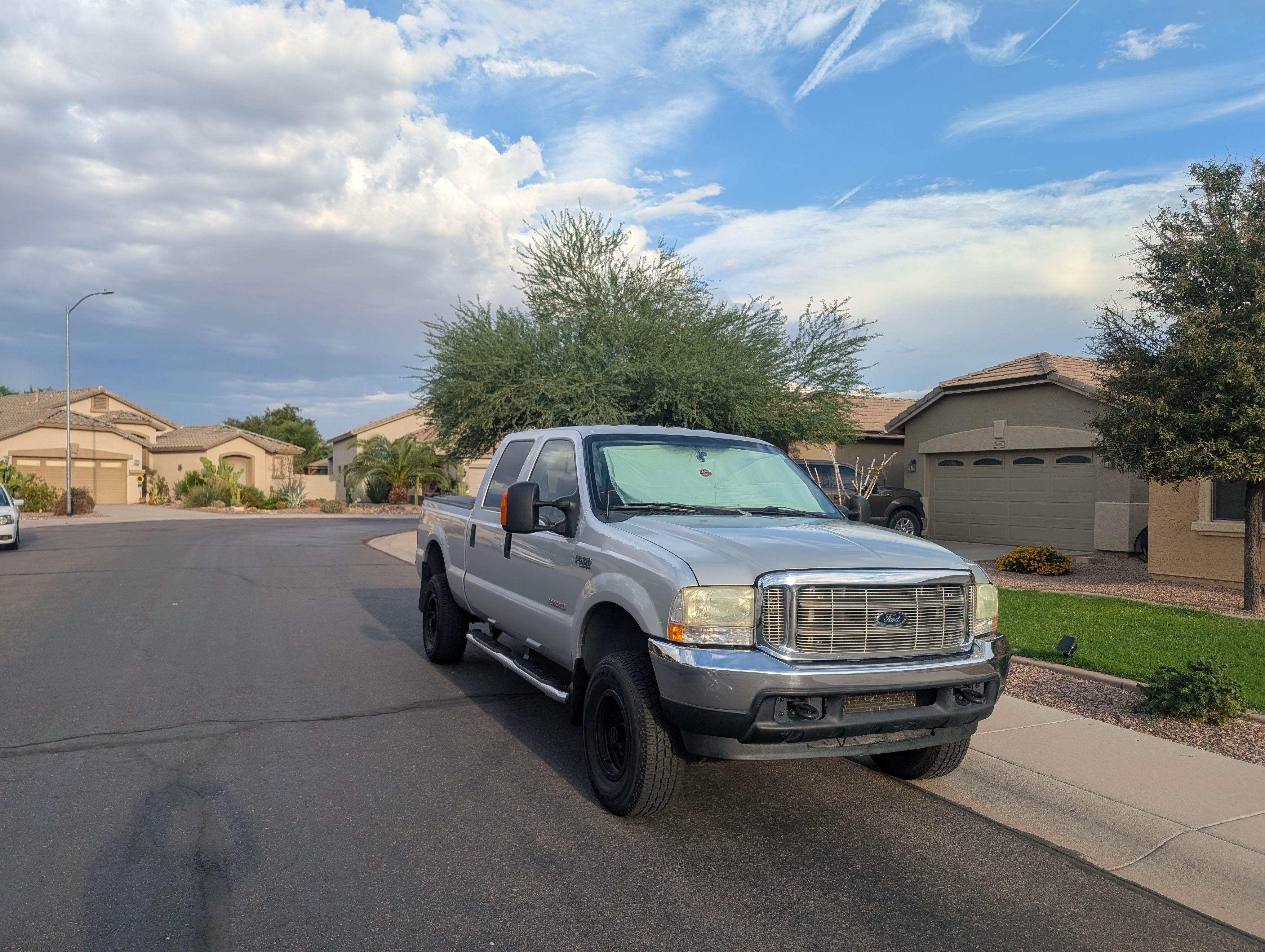Used 2004 Ford F350 XLT AWD/4WD image 4