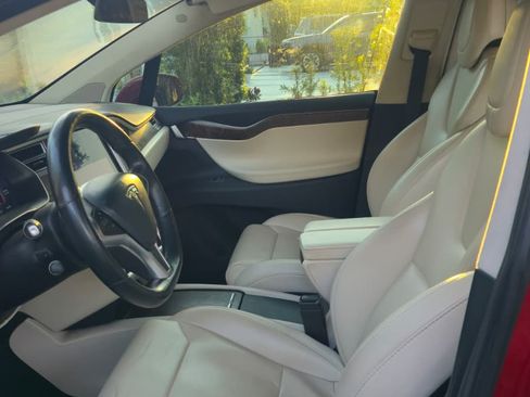 Used 2017 Tesla Model X 100D image 9