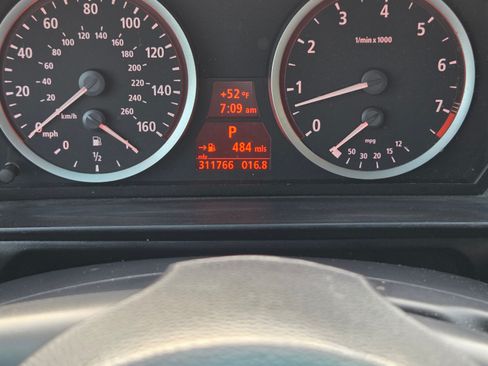 Used 2007 BMW 530i Sedan image 11