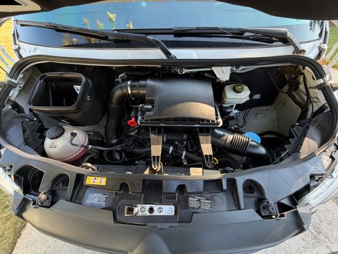 Used 2022 Mercedes-Benz Sprinter 1500 image 17