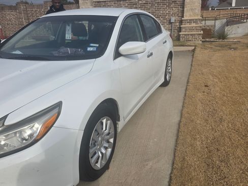 Used 2016 Nissan Altima 2.5 S w/ Power Driver Seat Package image 8