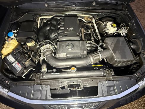 Used 2019 Nissan Frontier SV image 31