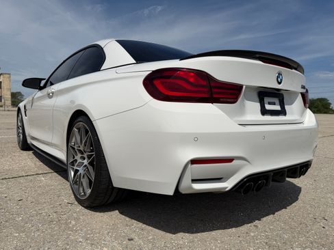 Used 2020 BMW M4 Convertible w/ Competition Package RWD image 16