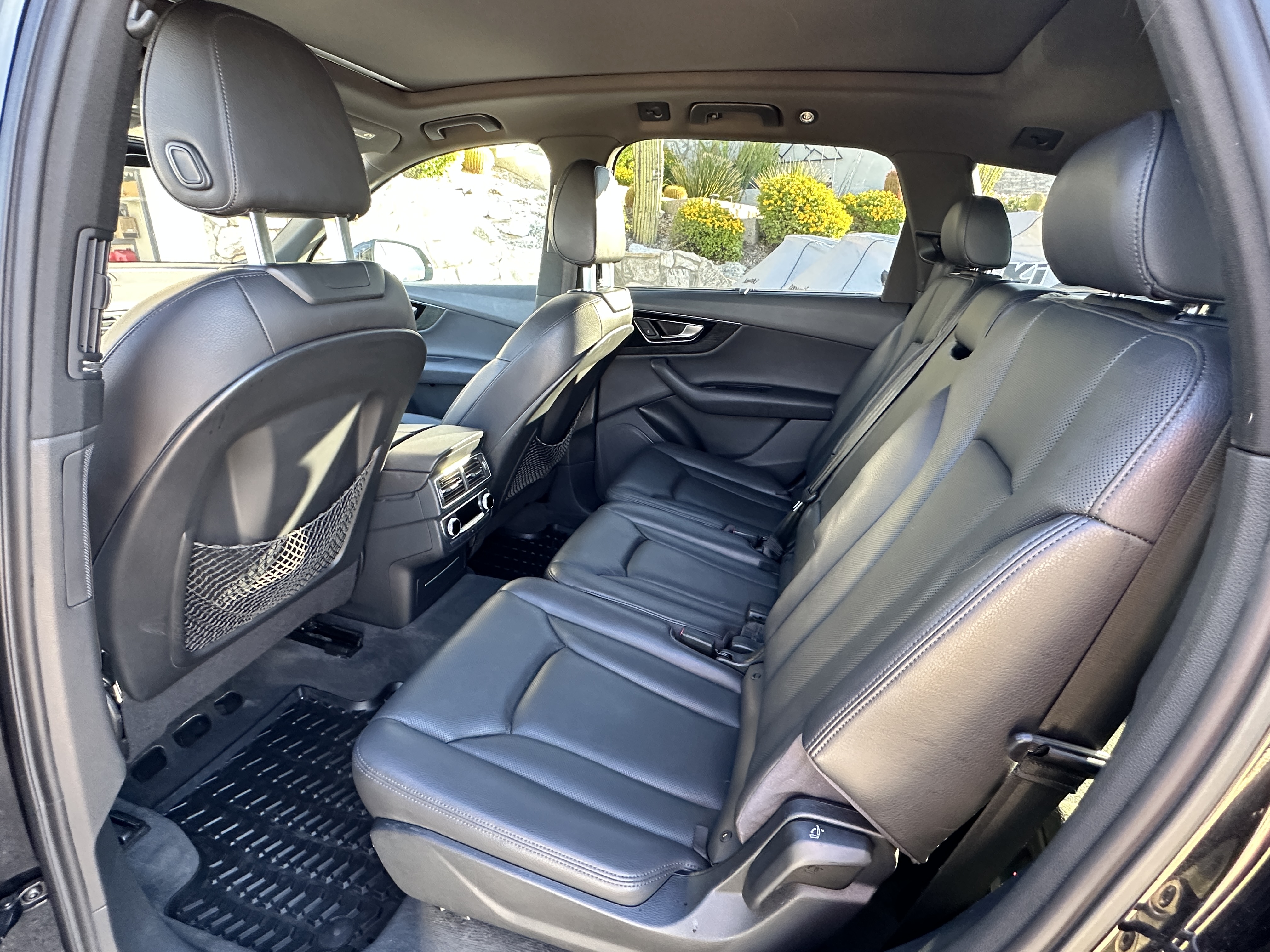 Used 2017 Audi Q7 3.0T Premium Plus AWD/4WD image 12