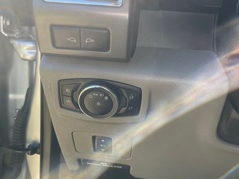 Used 2017 Ford F250 XLT w/ XLT Premium Package image 14