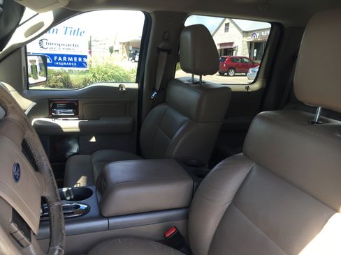 Used 2007 Ford F150 Lariat image 11