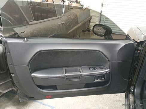 Used 2014 Dodge Challenger SRT8 w/ Harman/Kardon Audio Group image 12