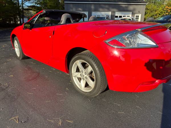 Used 2007 Mitsubishi Eclipse GS FWD image 2