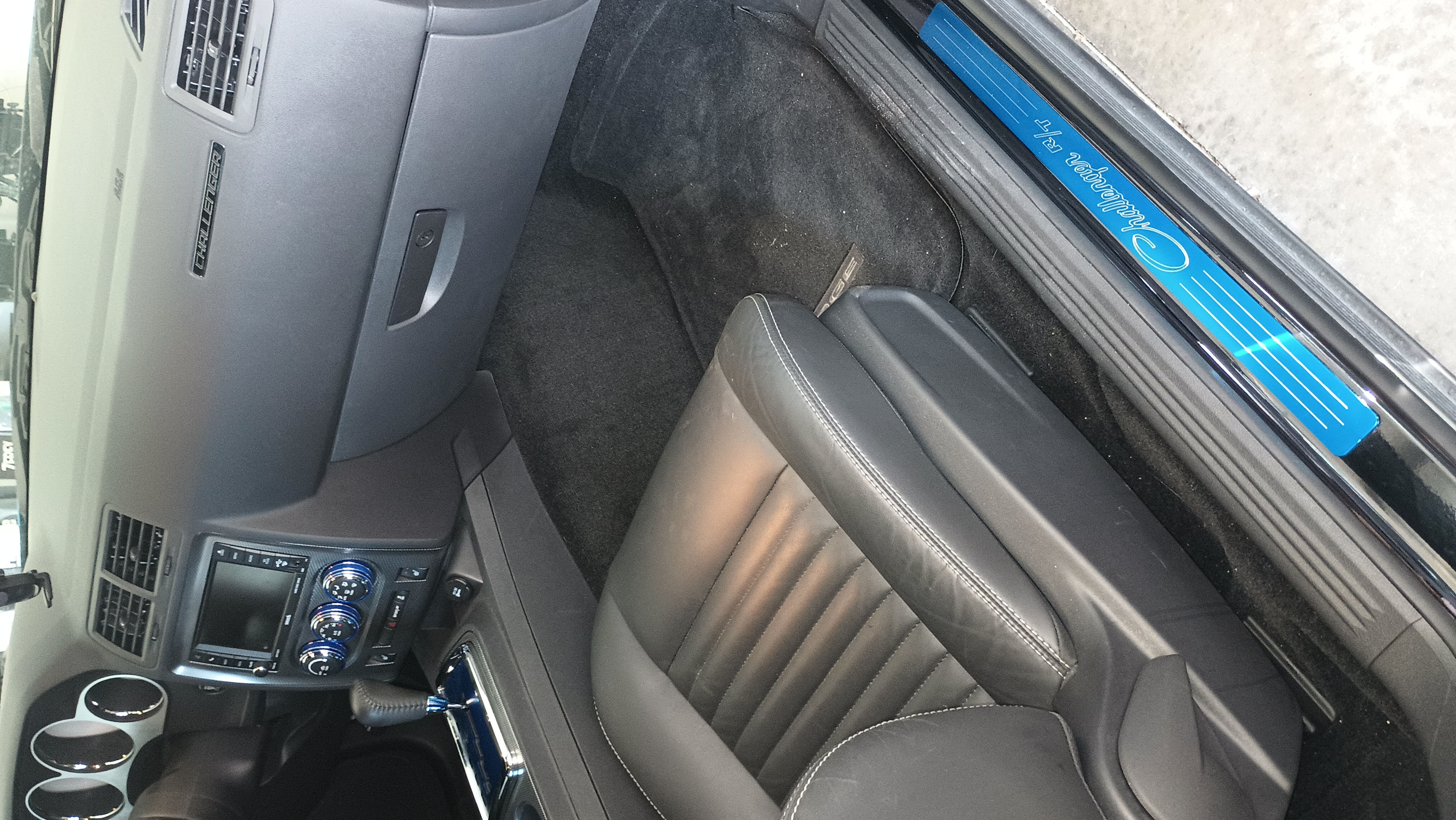 Used 2013 Dodge Challenger R/T Plus RWD image 17