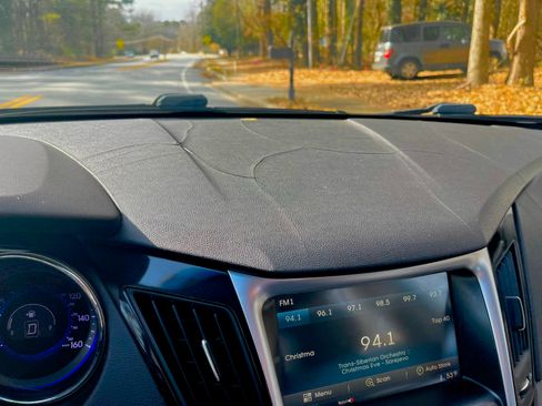 Used 2014 Hyundai Sonata SE w/ Premium Package 04 image 13