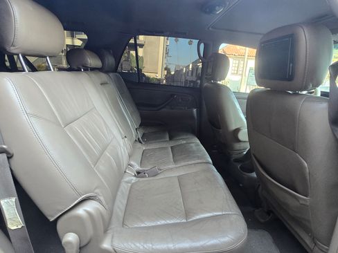 Used 2004 Toyota Sequoia SR5 image 8