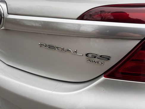 Used 2017 Buick Regal GS w/ Driver Confidence Package #1 image 6