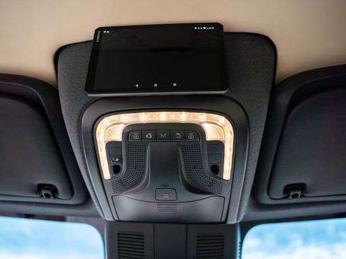 Used 2023 Mercedes-Benz Sprinter 3500 image 13