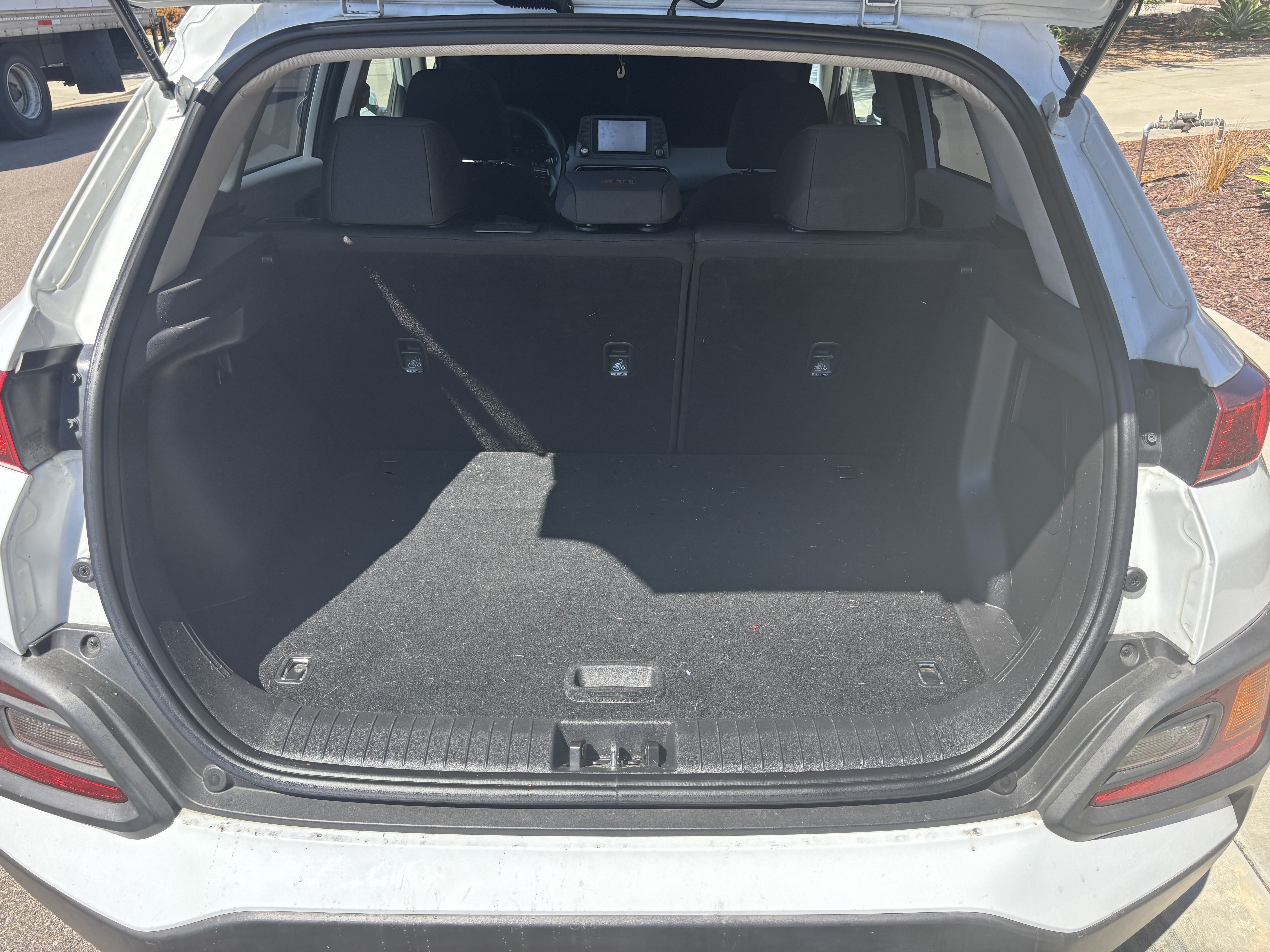 Used 2018 Hyundai Kona SE FWD image 9