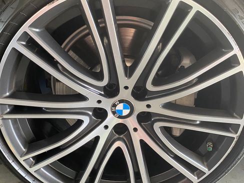 Used 2018 BMW 540i image 15