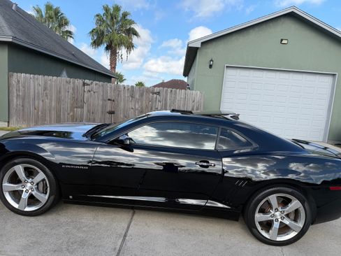 Used 2010 Chevrolet Camaro SS w/ RS Package RWD image 1