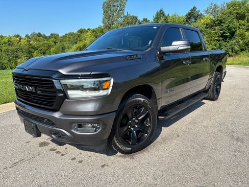 Used 2020 RAM 1500 Big Horn AWD/4WD image 1