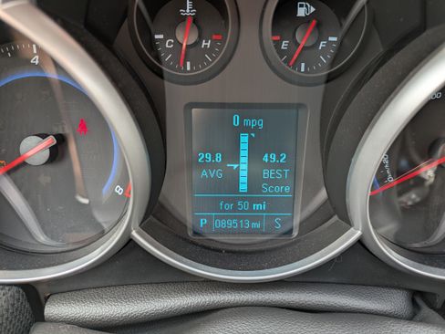 Used 2012 Chevrolet Cruze Eco image 11