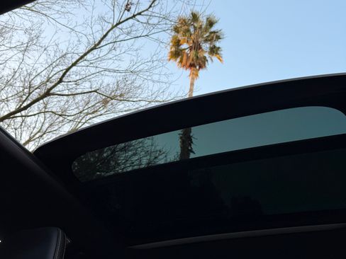 Used 2020 Volvo S90 T8 Inscription image 20