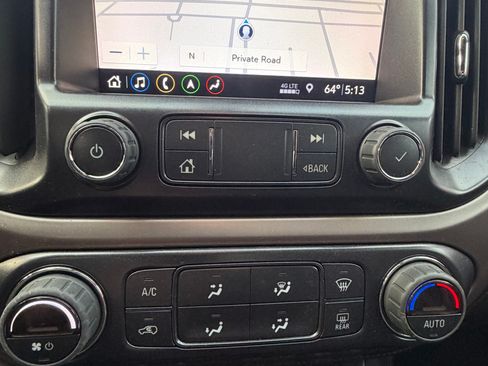 Used 2022 GMC Canyon AT4 w/ Trailering Package image 11