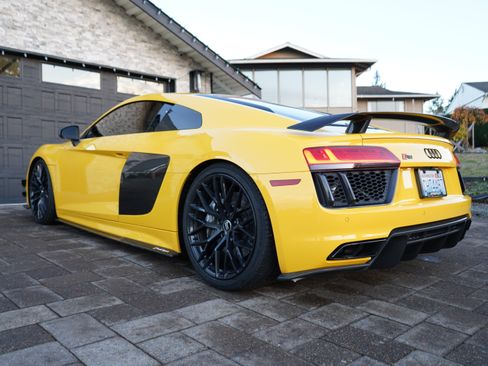 Used 2017 Audi R8 V10 plus image 20