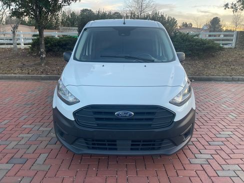 Used 2022 Ford Transit Connect XL image 2