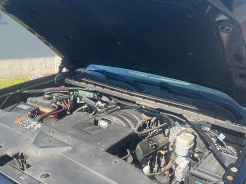 Used 2018 Chevrolet Silverado 1500 Custom w/ Custom Value Package image 16