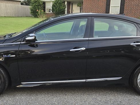 Used 2014 Hyundai Sonata Limited w/ Panoramic Sunroof Package 02 image 5