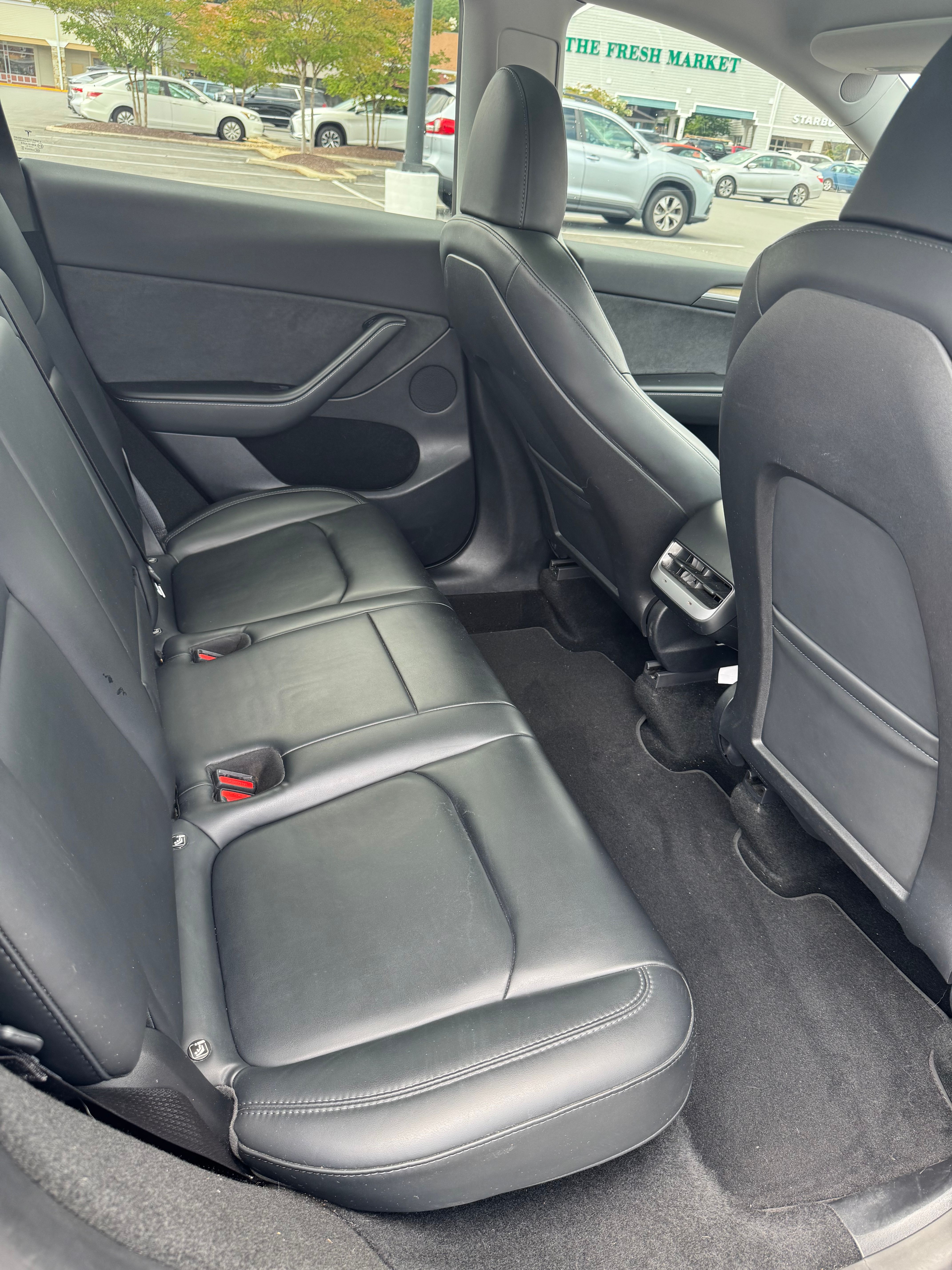 Used 2023 Tesla Model Y Long Range AWD/4WD image 16