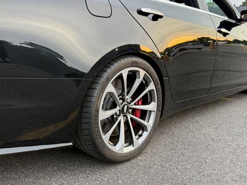 Used 2016 Cadillac CTS V w/ Luxury Package RWD image 5