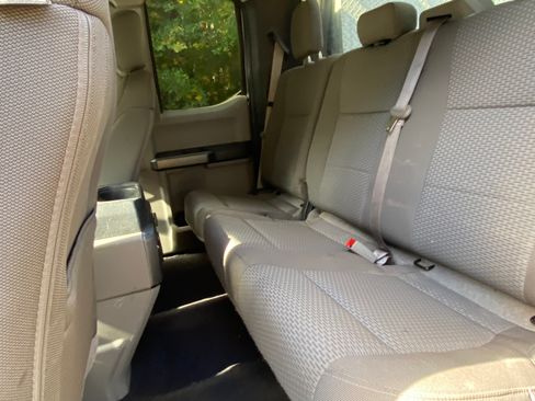 Used 2019 Ford F250 XLT w/ XLT Value Package image 12