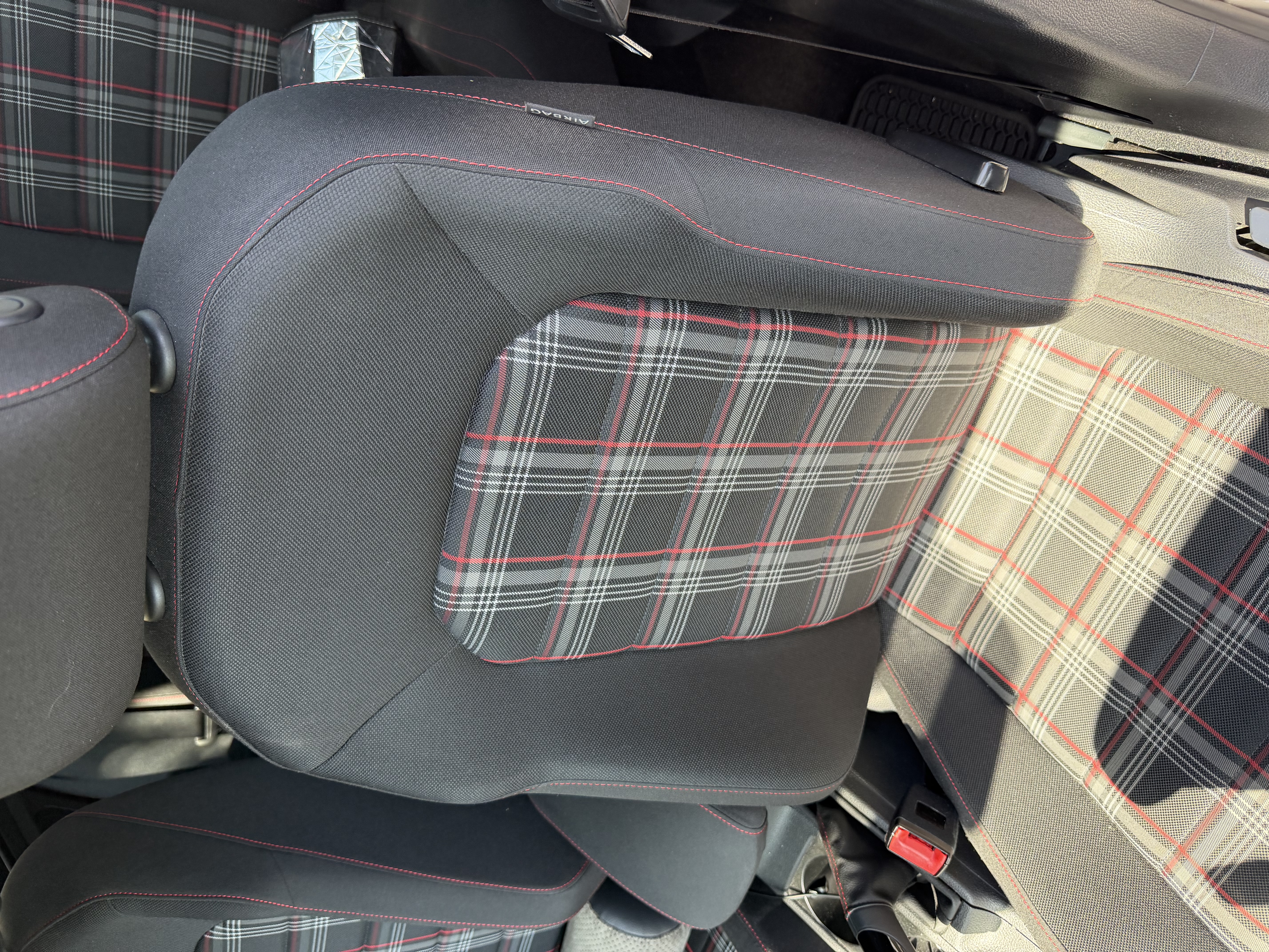 Used 2017 Volkswagen GTI Sport FWD image 13